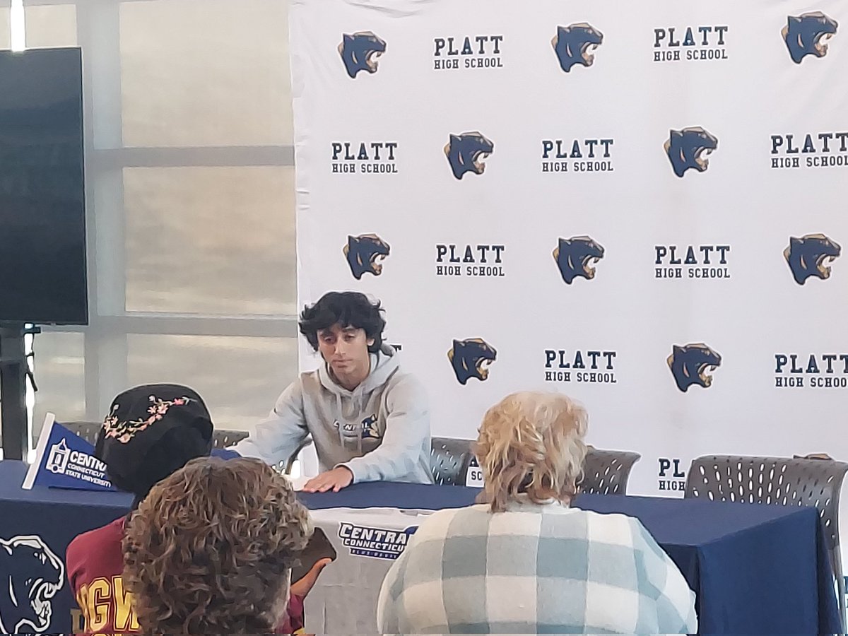 Platt_Athletics's tweet photo. Congratulations to Brandon Candelora on signing his NLI to attend and play baseball at CCSU ⚾️ https://t.co/17BpMUutKd