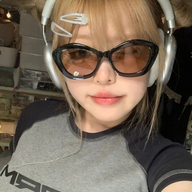 ⠀⠀⠀⠀⠀⠀

                     don't      𝙮𝙤𝙪     love     me     
                     like   i   love    you   b͟a͟b͟y͟?  ⠀
                     don't     you     𝐧𝐞𝐞𝐝     me   
                     like   i   need   you   𝗻𝗼𝘄?

 ⠀⠀⠀⠀⠀⠀