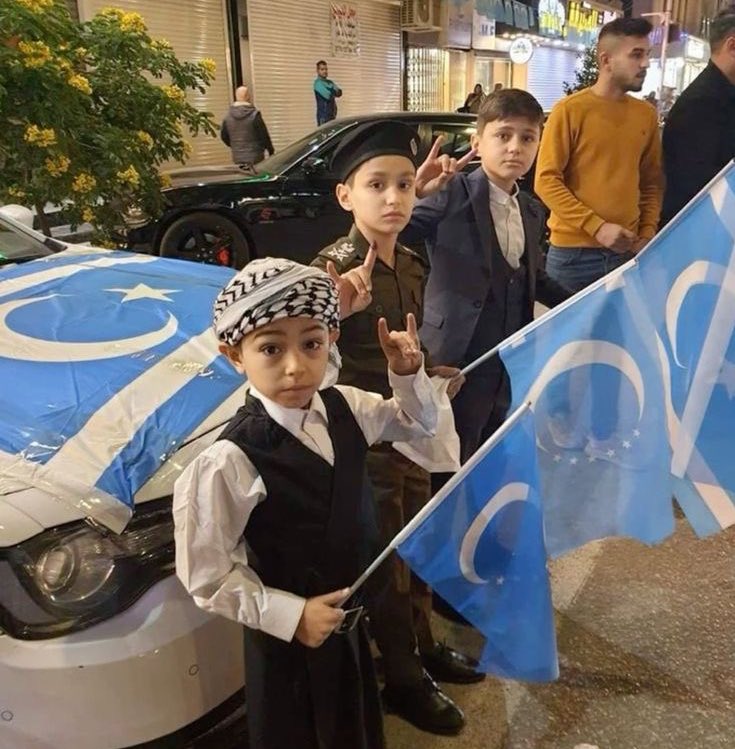 Tarihe Selanik’i tek kurşun atmadan teslim eden Arnavut Tahsin Paşa olarak geçmeyin. 

Türkiye dış Türklere sahip çıkmak zorundadır. 

Türkiye Barzanilerin değil Kerkük Türk’ünün yanında olmak zorundadır. 

Tarihe kara leke sürmeyin.  #KerküküneSahipÇık