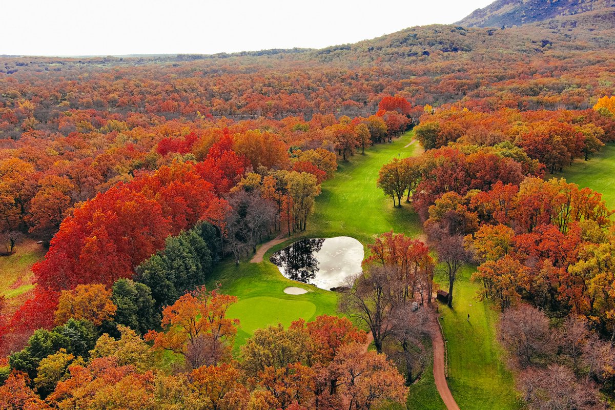 Así se ve el otoño en el campo de golf más bonito de España🍂