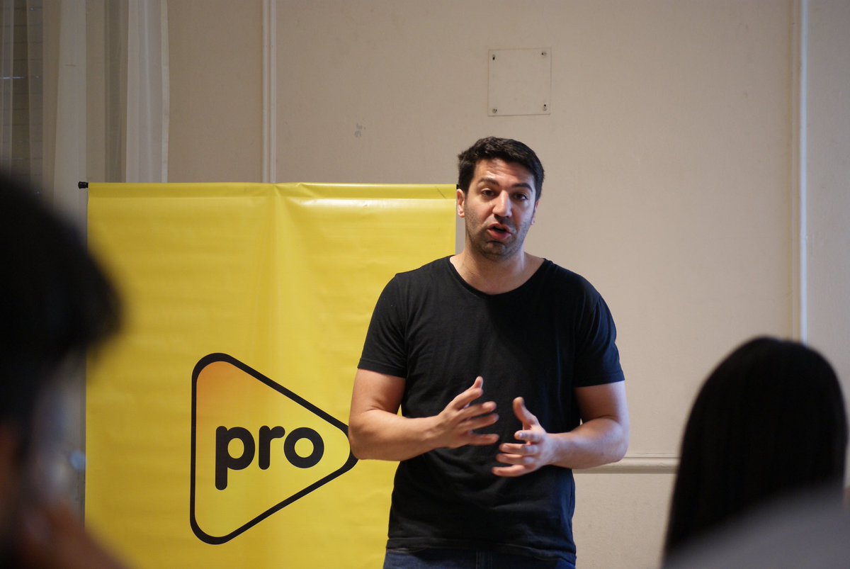 Nicolás Bari tweet media