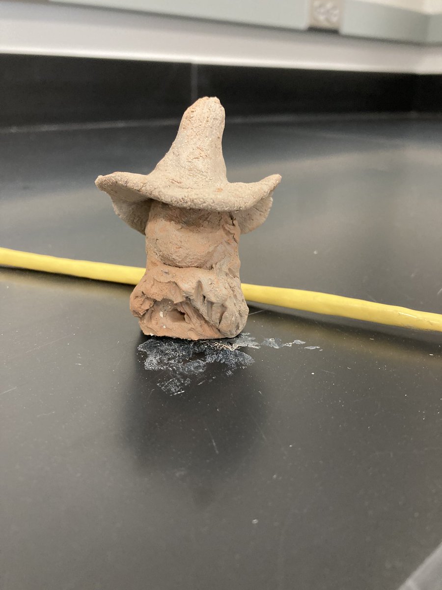 Heart4Carolina's tweet photo. Personnel from Facilities Services came to do some minor renovation work for me. 

They were kind enough to leave me a tiny little clay figure. Isn’t it cute! It’s a little bearded man in a hat. 😊

#TheyGetMe
#ItstheLittleThings
#NewPI https://t.co/i9Wqa1ZN59