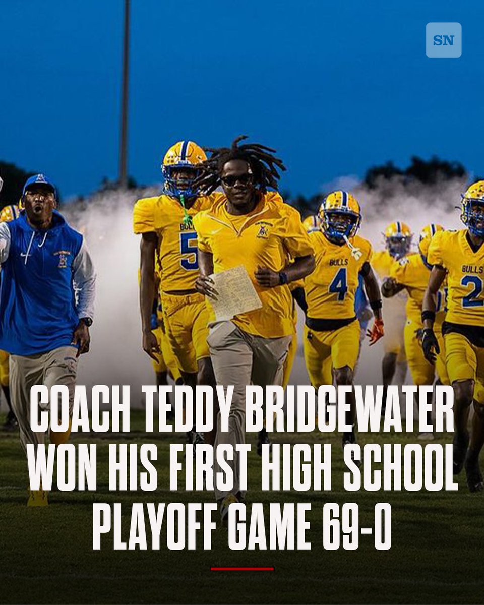 Former NFL QB Teddy Bridgewater took over as head coach of his alma mater, Miami Northwestern, this season.

His squad went into the Florida 3A high school football playoffs as the no. 1 seed, and won their first game 69-0 🔥