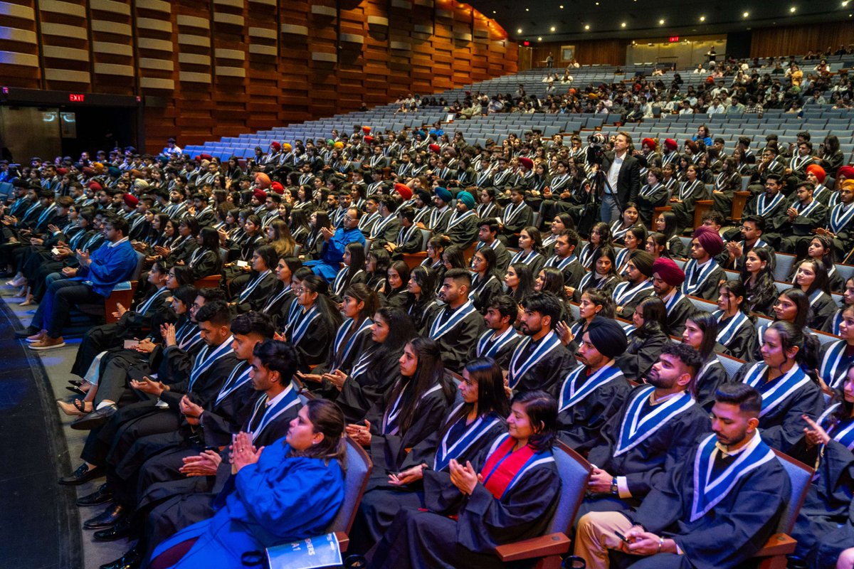 NiagaraToronto's tweet photo. Our NCT graduates made every moment of the Fall 2024 Convocation a day to remember—every smile, every handshake, every gown and cap donned. Congratulations to the class of Fall 2024!🎓👩‍🎓🧑‍🎓

#NiagaraCollegeToronto #NCT #Convocation #NCTConvocation2024 #NCGrad https://t.co/e4crlWlo9d