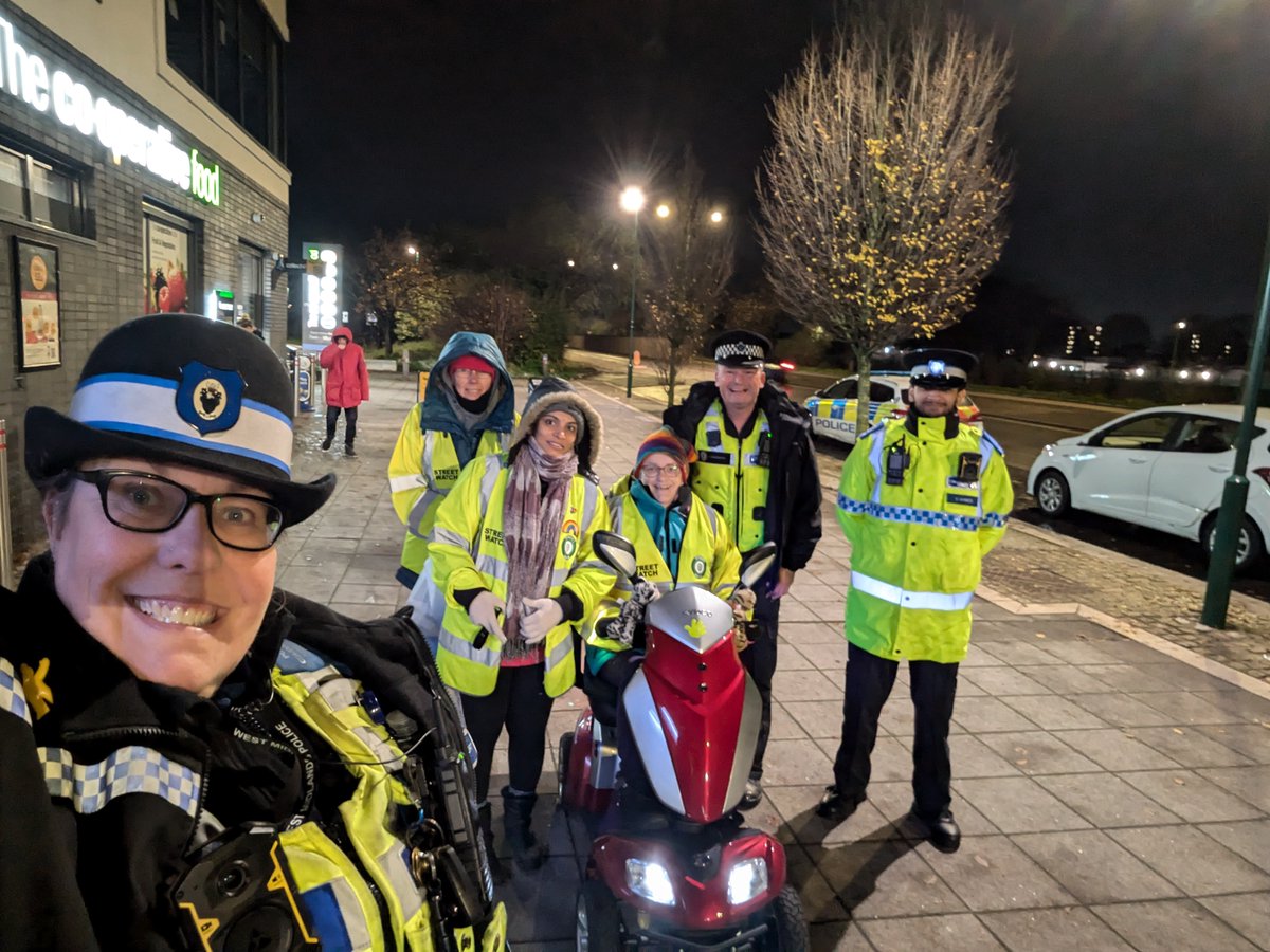 ChelmsleyWMP's tweet image. Great  Streetwatch patrol this evening checking ASB spots, we even bumped into the Boss.
@CStreetwatch1 #MakingCommunitiesSafer