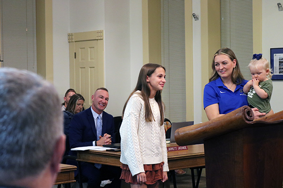 kerrvilleisd (@kerrvilleisd) on Twitter photo πββοΈ Tivy Cross Country Runner Recognized π
<a href="/TIVYHS/">Tivy HS</a> runner Hattie Gilbreath was recognized at the trustees meeting after a successful season where she placed 10th at the district XC meet to qualify for the regional meet.
Congrats to Hattie for an amazing season!
#KISDinspires πββοΈ Tivy Cross Country Runner Recognized π
<a href="/TIVYHS/">Tivy HS</a> runner Hattie Gilbreath was recognized at the trustees meeting after a successful season where she placed 10th at the district XC meet to qualify for the regional meet.
Congrats to Hattie for an amazing season!
#KISDinspires
