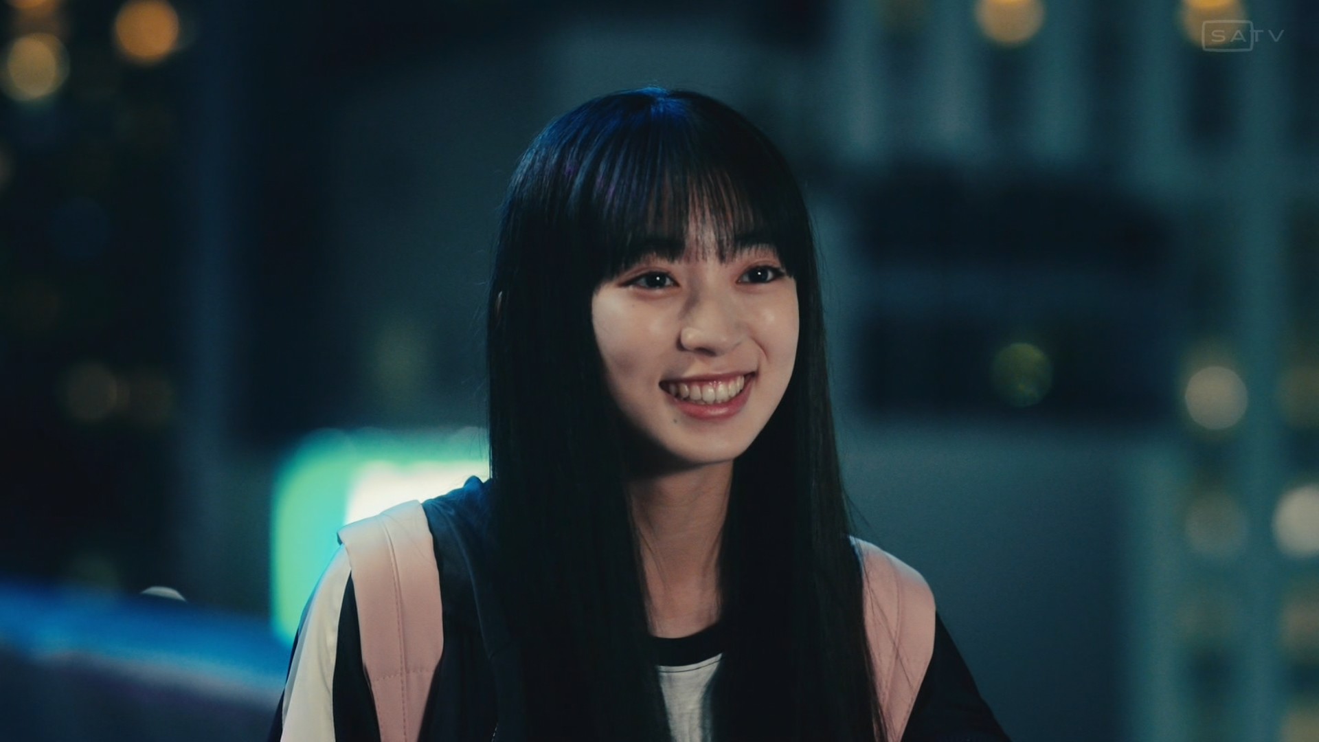 近藤華  / X