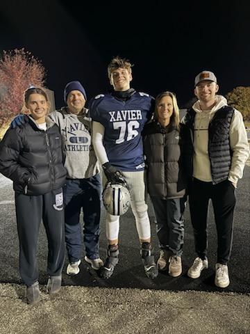 Lu_Beck18's tweet image. Proud of you #76. Missing 2 games didn't stop you! We know you had to overcome a lot this season. You put your head down and went to work on /off the field. #76outxhs
The BEST is yet to come. We love you! @Ryan_Beckmann1 @MikeBeckmann2
@beckmannj14