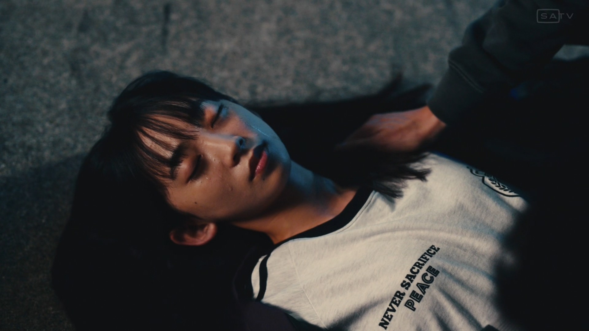 近藤華  / X