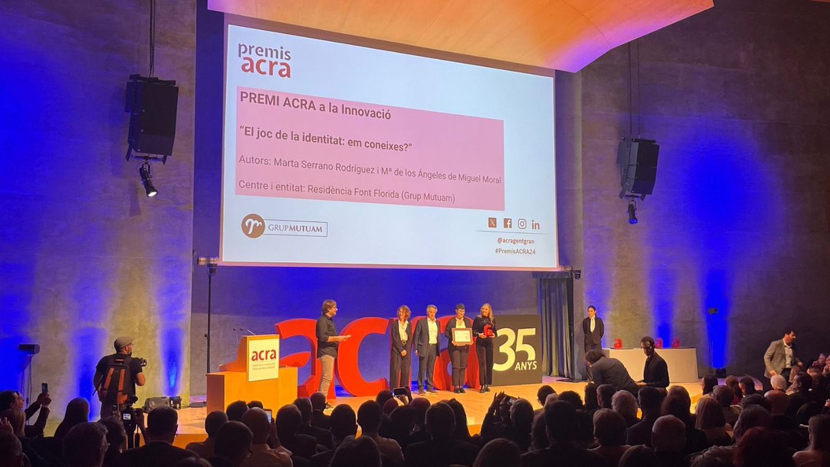 torrevejana's tweet photo. Avui, als #PremisACRA24, que organitza @acragentgran, hem posat en valor la feina imprescindible dels professionals i entitats que cuiden i acompanyen la gent gran amb dedicació i humanitat. 

Enhorabona als guardonats i guardonades per la seva tasca exemplar! https://t.co/tPid9mV6Bq