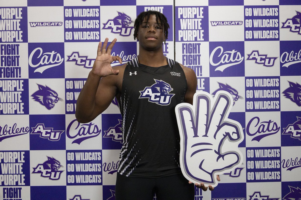 Blessed I had the opportunity to go on an official visit to ACU! Big thing ahead for this season! <a href="/ChhstrackF/">@CHHSTrack&Field</a> <a href="/ACU_TFXC/">ACU Track & XC</a> <a href="/CoachKitchens_/">Micah Kitchens</a> <a href="/mccready_amanda/">Amanda McCready</a> <a href="/Track_Coach50/">Steven Sanchez 🇵🇷</a>