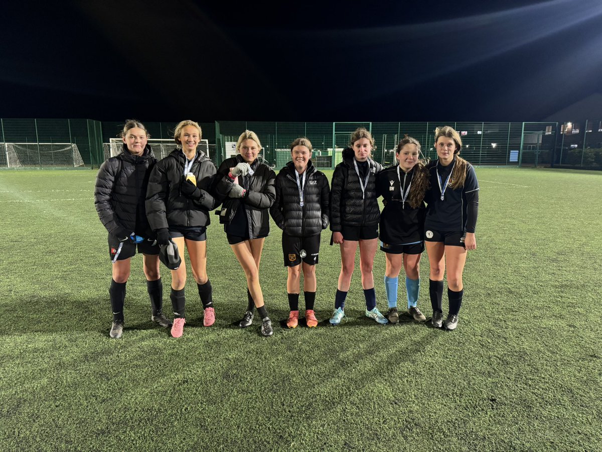 Congratulations to the U15 girls who were crowned winners of tonight’s Hull Active Schools 7 a side tournament. 
In freezing conditions the girls played some excellent team football, finishing the evening unbeaten. 
Well done girls! ⚽️⭐️