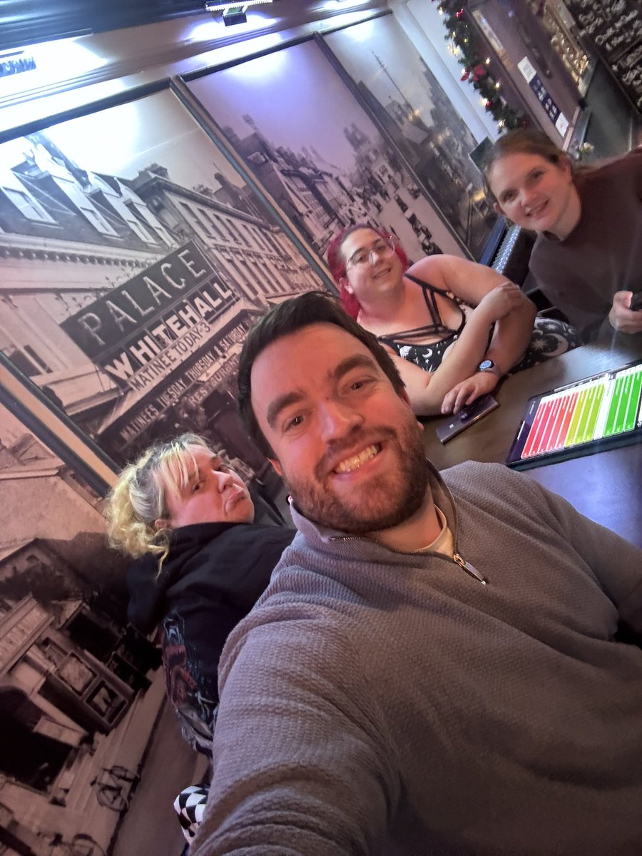 Pete Henson tweet media