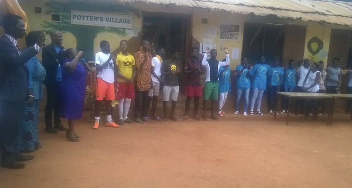 MikelAsamoah's tweet image. 7 years ago I collaborated with this NGO to provide tech skills to orphans.
I don't know if they are still around but this is something I'm willing to pick up and run again.