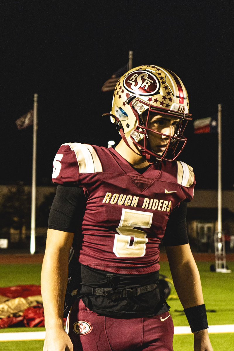 I’m very blessed and grateful to receive an offer from The College of Wooster! Thank you <a href="/CoachZachDennis/">Zach Dennis</a> 
@CoachPetersSHS 
@SagRecruiting 
<a href="/texashsfootball/">Texas HS Football</a>