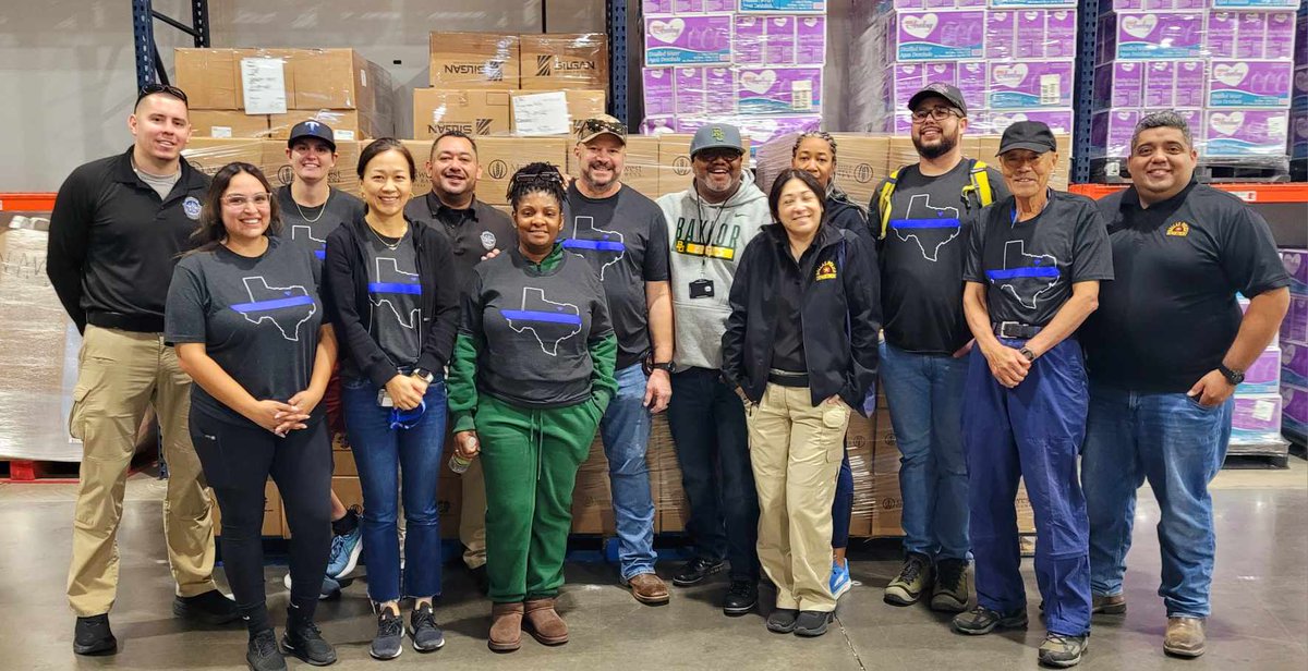 Together, we boxed 600 cases of food in preparation for the UNIDOS 5th Annual Turkey &amp; Food Distribution! 
#DPDUNIDOS #UNIDOS