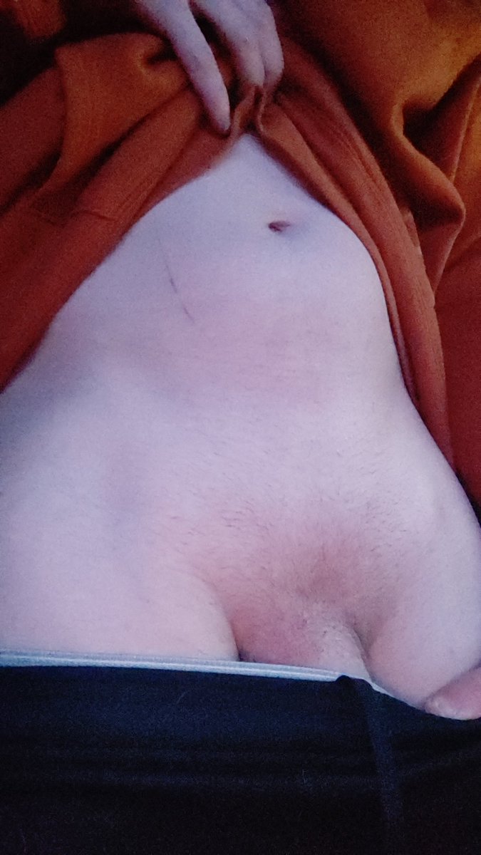 Axothefox tweet picture