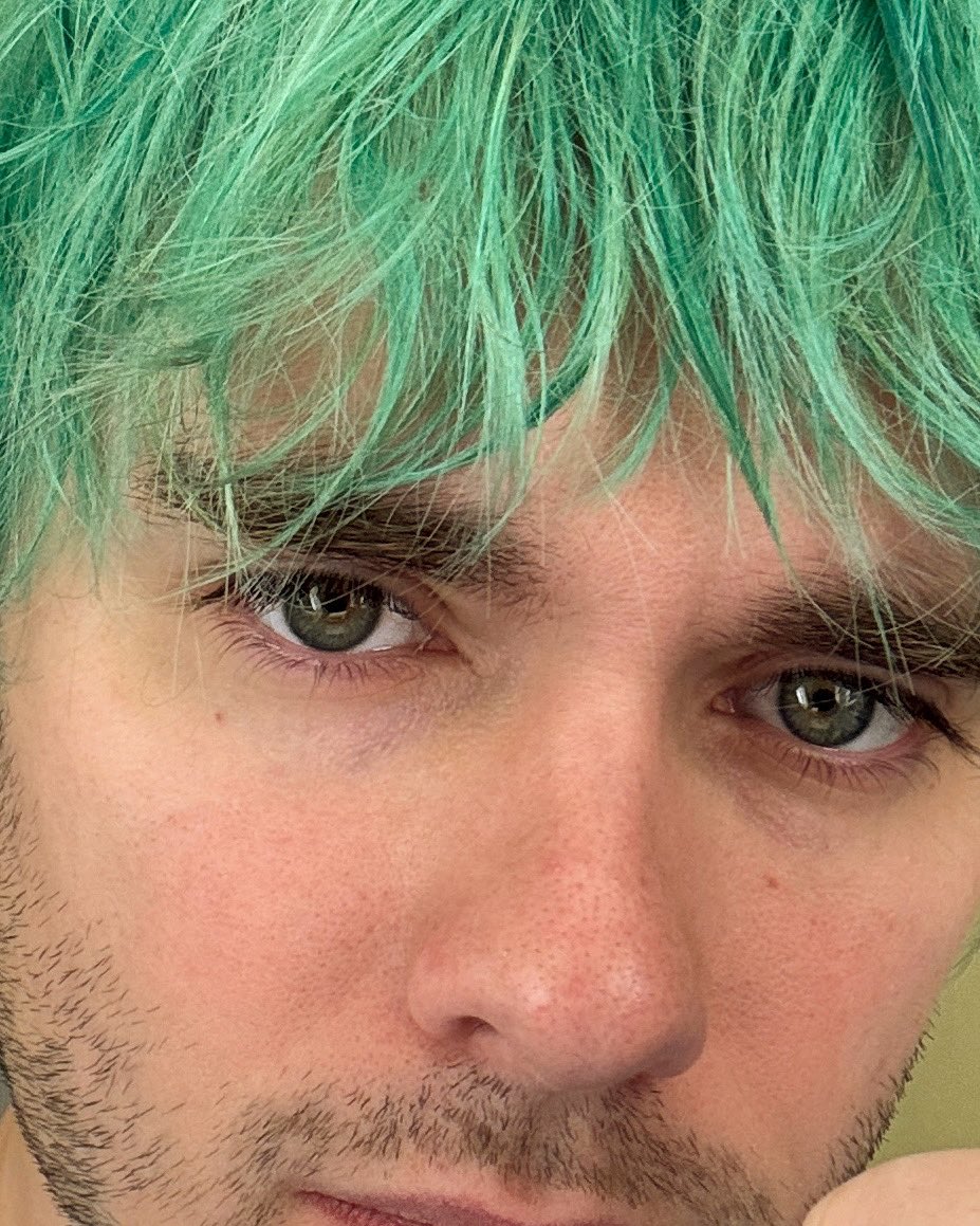 I’M BALD