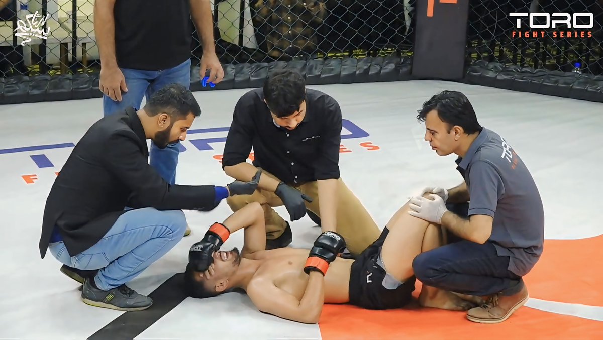 MHashirSiddiqui's tweet photo. It was an absolute privilege to be part of the Sports Injuries Medical-Emergency Panel at the National Mixed Martial Arts TORO 2.0 Fight Series in Karachi.

#MHashirSiddiqui #MartialArts #MMA #Karate #Kickboxing #DPT #Doctorofphysicaltherapy #Torofightseries #CombatSports https://t.co/S9iwsva6zf