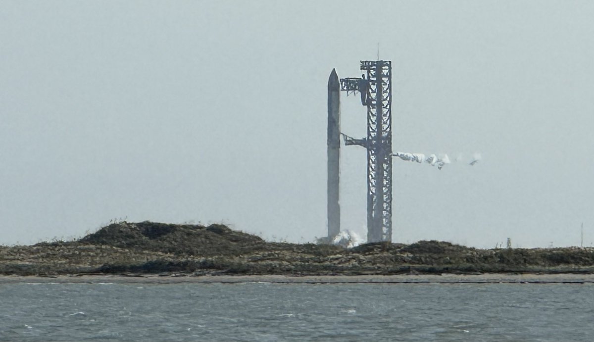 JR Hehnly tweet media