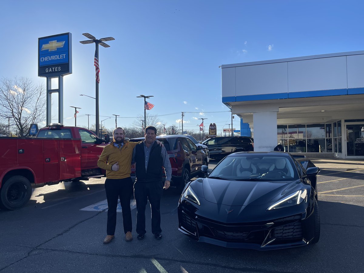 Huge shoutout to Mike Caurro for purchasing this rare  2025 Corvette Z06 from Gates Chevy World! 🎉 And a big thanks to Salesman Chad Majerek for helping make it happen. Enjoy the ride, Mike! #WelcometoTheFamily