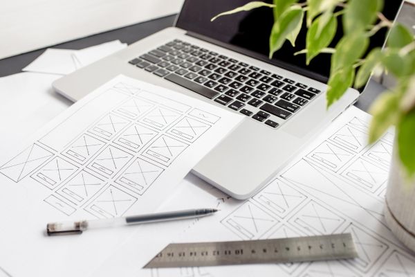 OutSmarts tweet media