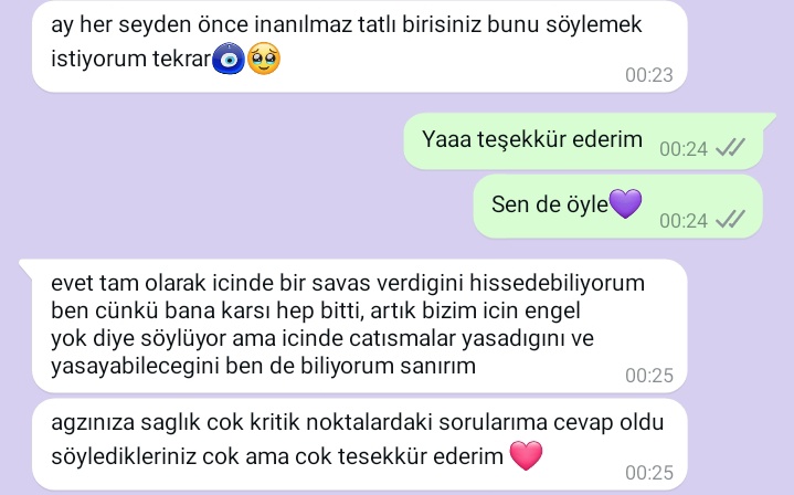 Burada pek aktif değilim ama numaram geziniyor ahahshsh 💞💞💞💞bazı memnuniyet iceren tatlis mesajlar 💖