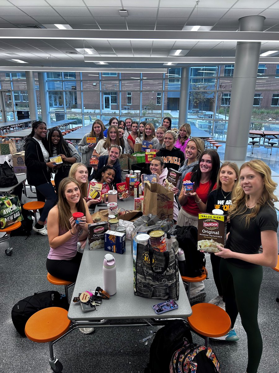 FVHS Varsity Cheer tweet media