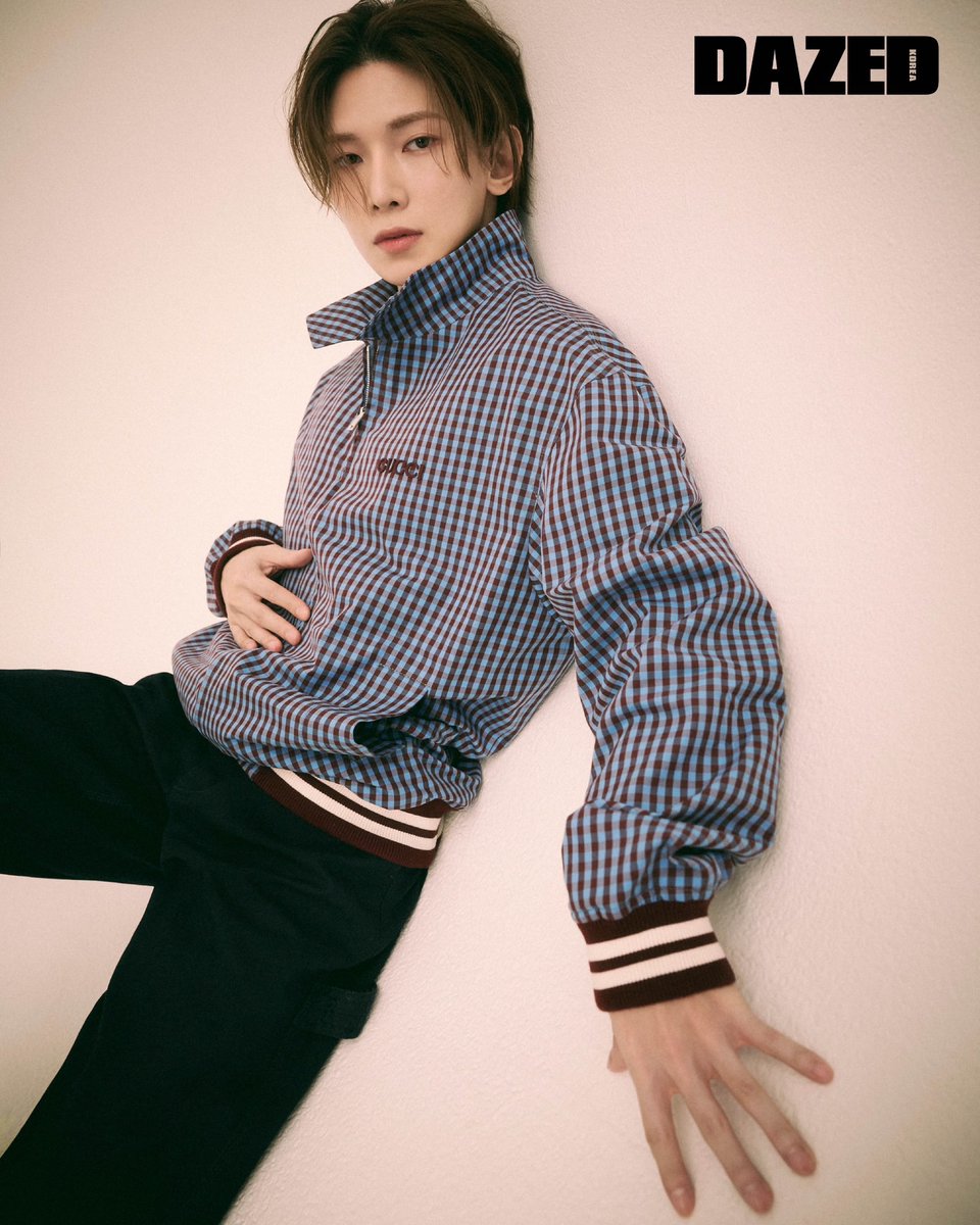 DazedKorea's tweet photo. 우리 사랑은 A부터 Z까지

여덟 빛깔의 발걸음이 완성한 2024년이라는 황금빛 시간. 에이티즈의 찬란한 열정으로 가득 찬 항해는 멈추지 않고 황금빛 물결을 가르고 있다.

#ATEEZ #에이티즈 

Discover more in <DAZED> KOREA DECEMBER 2024 issue. https://t.co/EVz8SxA3ta