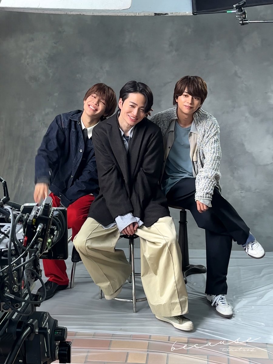 OVTT_official's tweet photo. 📣３形態同時購入特典
⠀⠀⠀シリアルコード登録 受付中🔔

ファンミーティングへのご応募、
シリアルコードのご登録はお早めに💁🏻

シリアルコード登録時に
ファンミーティングでtimeleszに質問したいことや
話してほしいトークテーマも募集中です📮
ぜひお早めのご登録をお願いします✨

🔗https://t.co/wDEy0gMKnz

#timelesz_because
#僕たちの理由_tsz
#タムクリ🎄