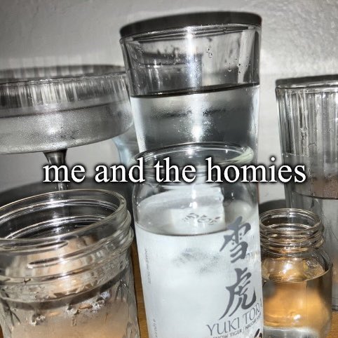 desi (@alittledesi) on Twitter photo 