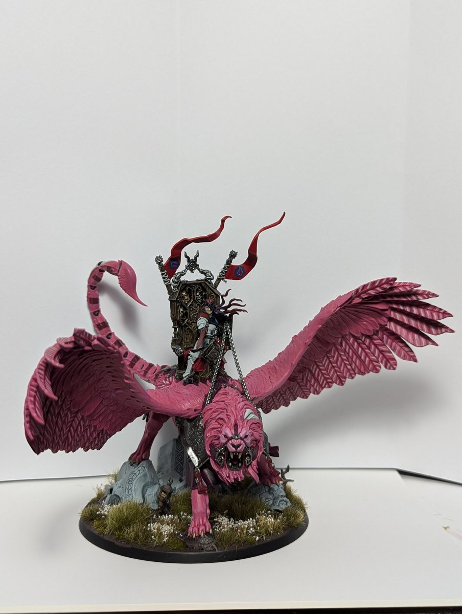 ReachForTheLol's tweet photo. The Scarlet Queen rides out atop her Big Cat

#BloodflameArt #RaorArt #HoloHammer https://t.co/AlSNERCspZ