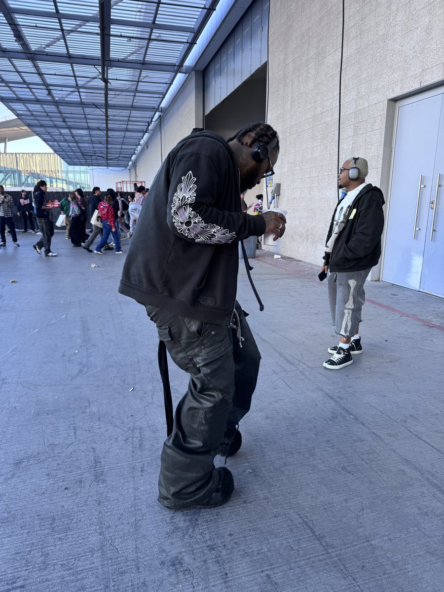 IM JUS DOIN WHAT I DO tweet media