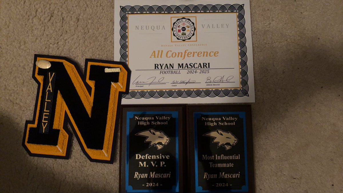 Ryan Mascari (@ryanmascari80) on Twitter photo Even though the season didnโt end how we want to Iโm proud of my brothers effort this year. Grateful to be named defensive MVP and most influential Teammate! <a href="/underdogrush/">Underdog Training</a> <a href="/NVHS_Football/">Neuqua Valley Football ๐</a> <a href="/EDGYTIM/">Timothy โEDGYTIMโ OHalloran</a> Even though the season didnโt end how we want to Iโm proud of my brothers effort this year. Grateful to be named defensive MVP and most influential Teammate! <a href="/underdogrush/">Underdog Training</a> <a href="/NVHS_Football/">Neuqua Valley Football ๐</a> <a href="/EDGYTIM/">Timothy โEDGYTIMโ OHalloran</a>