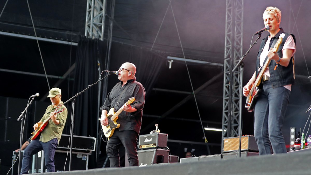 Don't call it a comeback: The <a href="/PIXIES/">PIXIES</a> have announced that they will be touring Australia, while currently touring Australia.

Full story: musicfeeds.com.au/news/pixies-to…