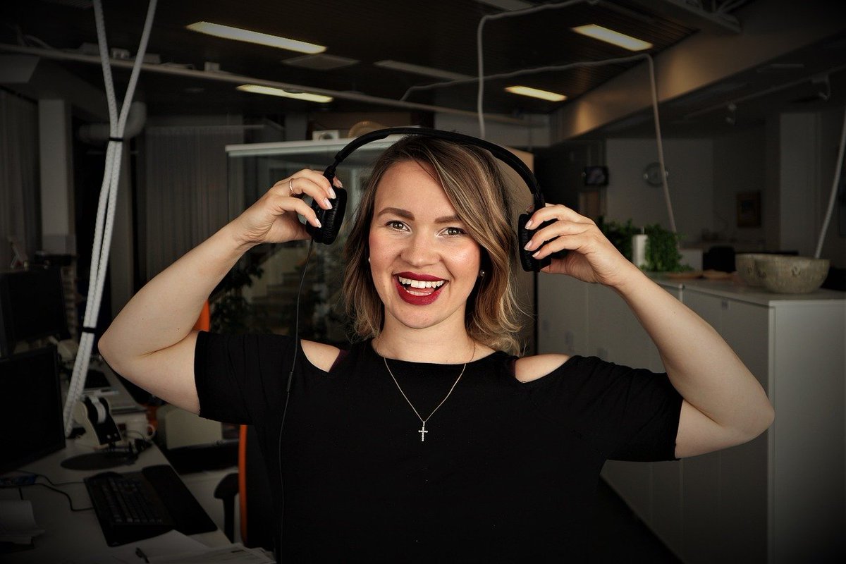 CareersWSU's tweet photo. ๐ถWe are #HIRINGNOW: https://t.co/iYsYSL4rAj ๐ถ@NWPBroadcasting is seeking a Music & Community Radio Producer/Host to host on-air broadcasts, conduct interviews, and engage with the local community!๐
#GoCougs #NWPB #CareerOpportunities #LoveWhatYouDo https://t.co/7nm1VEOYtZ
