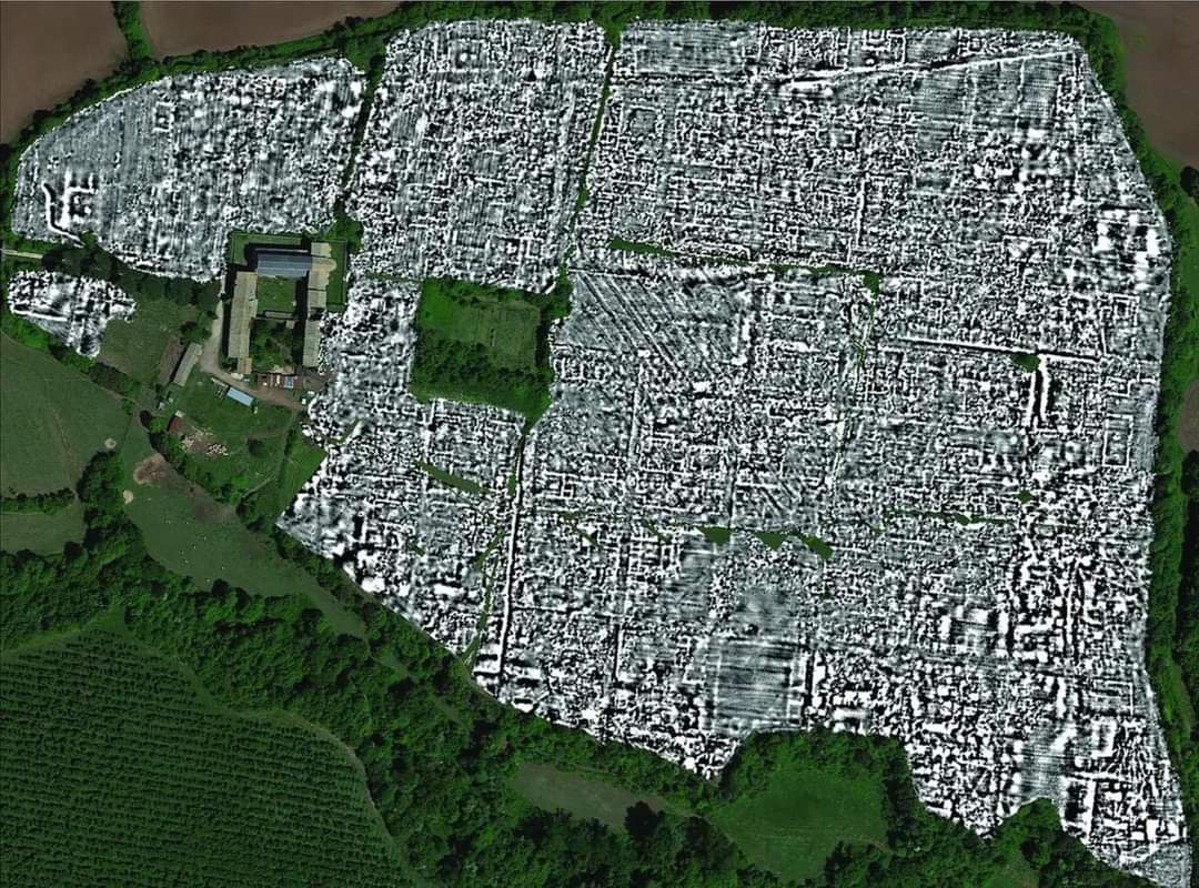 Arqueólogos descubren una enorme ciudad antigua enterrada a 48 kilómetros de Roma gracias a una tecnología de radar revolucionaria.

Los arqueólogos han cartografiado por completo Falerii Novi, una antigua ciudad romana habitada por última vez hace unos 1.300 años. Situado a 48