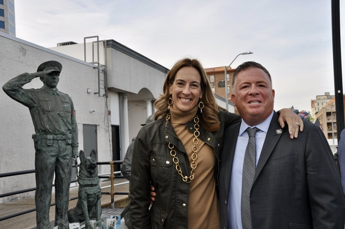 New Jersey’s firefighters put their lives on the line to keep us safe. 

It’s our job to make sure they have the support and benefits they have earned. 

Wonderful to wrap up the first day of our campaign with a beer and a visit to the Firefighters Memorial in Atlantic City