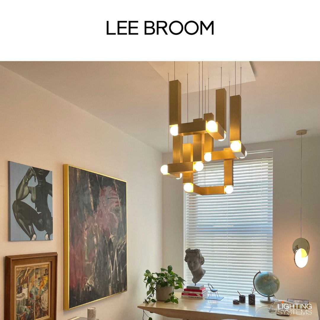 ltgsys's tweet photo. Simple geometric lines. The Vesper pendant by @Lee Broom is formed with extruded aluminium and available in anodized gold or silver. Rectangular cubes are seamlessly connected by illuminated spheres.
#NorcalRep #LtgSys #LightAgency #LightingRep https://t.co/6TMGTM5MKa