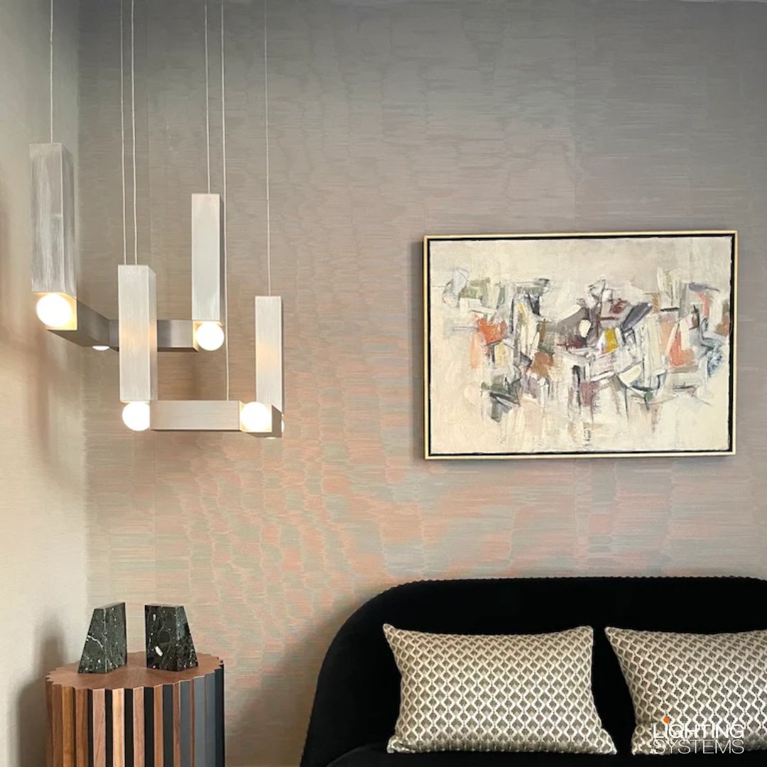 ltgsys's tweet photo. Simple geometric lines. The Vesper pendant by @Lee Broom is formed with extruded aluminium and available in anodized gold or silver. Rectangular cubes are seamlessly connected by illuminated spheres.
#NorcalRep #LtgSys #LightAgency #LightingRep https://t.co/6TMGTM5MKa