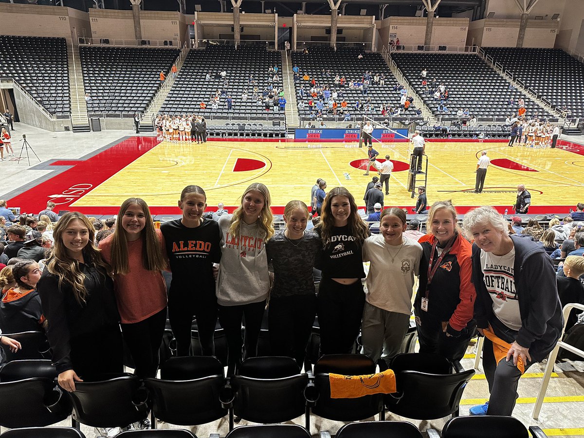 Ladycat Softball (@ladycatsoftbal1) on Twitter photo Ladycat softball supports Ladycat Volleyball! 🥎🧡🖤🏐 Let’s go!! <a href="/aledovb/">Aledo Ladycat Volleyball</a> <a href="/AledoAthletics/">Aledo Athletics</a> #lcvb #ladycatsoftball #uilstate Ladycat softball supports Ladycat Volleyball! 🥎🧡🖤🏐 Let’s go!! <a href="/aledovb/">Aledo Ladycat Volleyball</a> <a href="/AledoAthletics/">Aledo Athletics</a> #lcvb #ladycatsoftball #uilstate