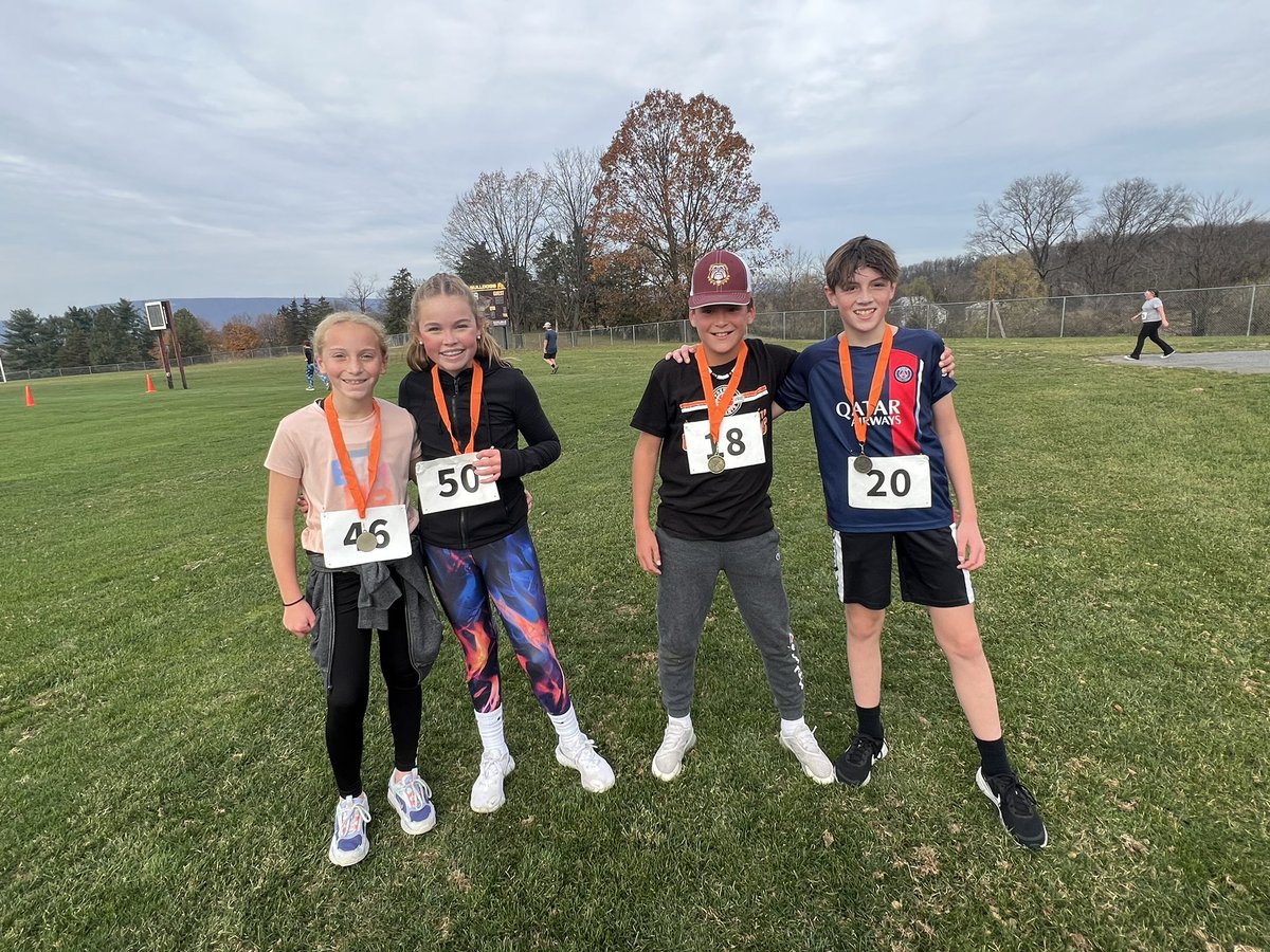 Today was a great day for our BSMS Turkey Trot!  Thanks to all our helpers and “trotters”…and mascot turkeys!  🦃 #BSMSrocks