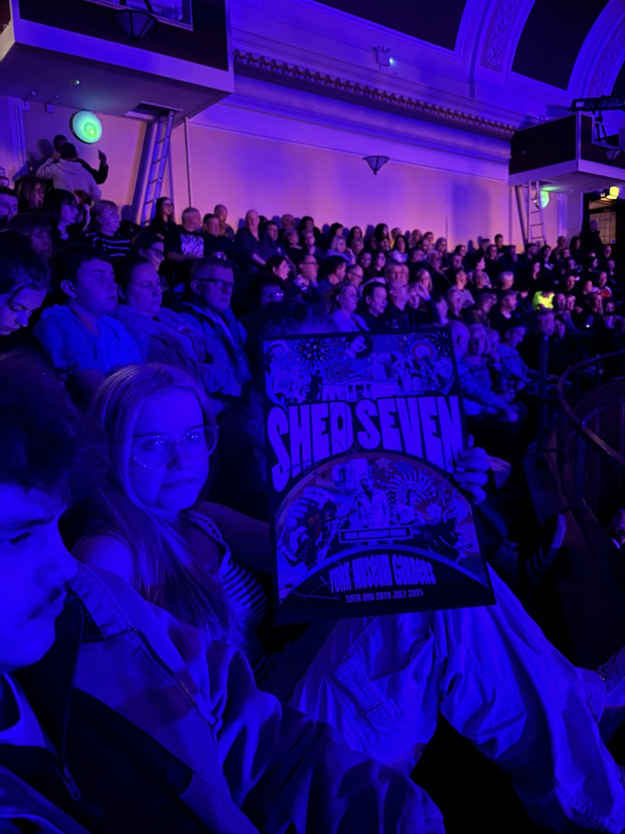 lucyloo32's tweet photo. @Ricktw1tter thank you all for a brilliant night in Hull! You have two new life long fans now and you'll be safe till you are 100! They'll see you at North Point Shopping Centre, probs with me on my zimmer! @shedseven https://t.co/WmNalAymQQ