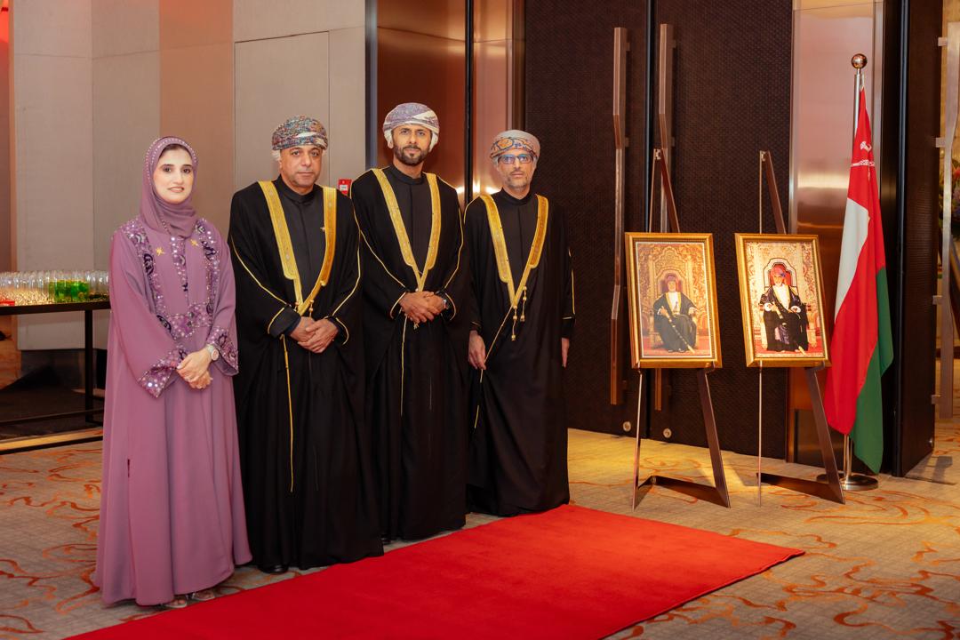 OmanEmbassyKL's tweet photo. The Embassy of the Sultanate of Oman hosted the 54th National Day reception with the esteemed presence of The Honourable Datuk Seri Dr. Dzulkefly Ahmad, the Minister of Health https://t.co/OWVzw3MvOW