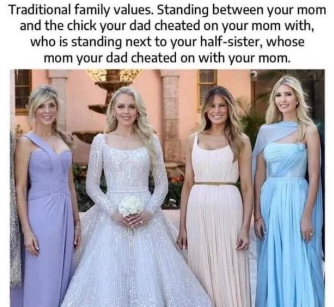 KellyRedSoks's tweet image. #Trump #maga #adulterer  #unfaithful