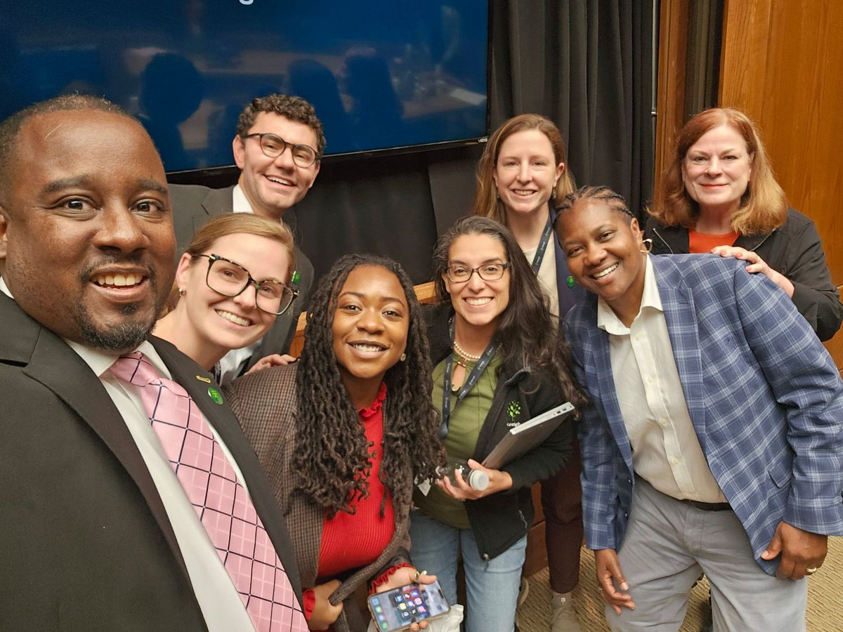 Mary4DistrictA's tweet image. Last council (2024) x Swearing in (2022) 
It’s been real Raleigh ✌🏾