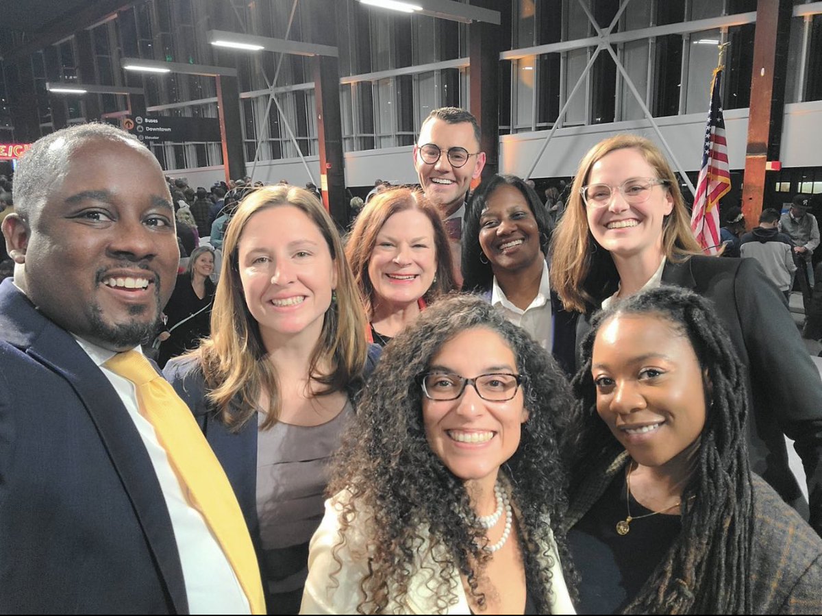 Mary4DistrictA's tweet image. Last council (2024) x Swearing in (2022) 
It’s been real Raleigh ✌🏾