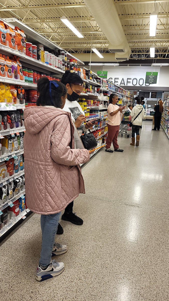 Come on out to <a href="/FCS_FAVE/">Fulton Academy of Virtual Excellence</a> Literacy night <a href="/Publix/">Publix</a> in Fairburn! FAVE students are learning and having fun. There is still one hour left to get in on the fun! <a href="/FultonCoSchools/">FultonCountySchools</a> #theFAVEway #Publix #literacy <a href="/EbonyBetts99/">Ebony Betts</a> <a href="/TBarton42/">Taylor Barton, Ed.D.</a> <a href="/EndicottSpot/">Megan Endicott</a> <a href="/aghamilton27/">Amanda Capallo</a> <a href="/alexbatesedu/">Alexandra Bates</a>