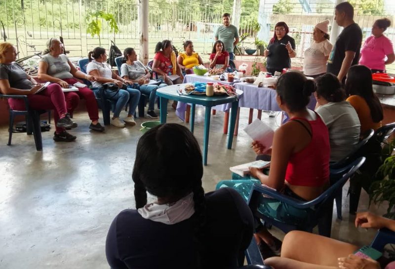 📰 FALCÓN | Inces llegó a Jacura con la Escuela de Formación Gastronómica

Para brindar y dar respuestas a las mujeres con esta nueva estrategia de formación, que se vincula con el Programa de Microcertificación.

tinyurl.com/25q2ehtf 

 #LaTécnicaQueInspira