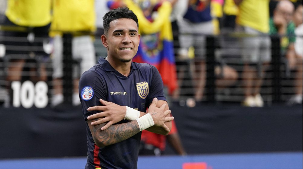 TheKingLdu's tweet photo. 🇪🇨Ecuador juega muy bien sin el Chonguero . https://t.co/5oX411gtaK